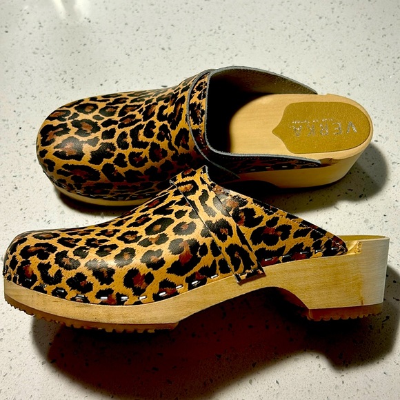 Verka Swedish Wooden Clogs leopard print size 40 u.s size 9.5 - Picture 2 of 8